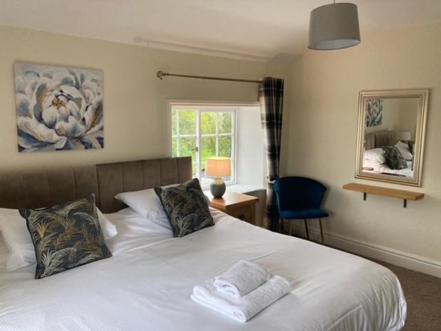 Sutton Hall Resort Thirsk Room photo